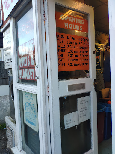 My Beautiful Launderette - Thumbnail