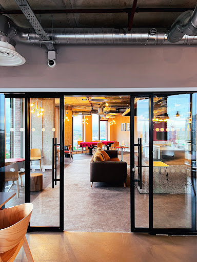 The Vantage | Future Generation Gallery - United Kingdom
