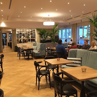 Photos of Caf&eacute; Restaurant Schwarze