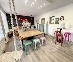 Photo n°5 de Era Immobilier suresnes à Suresnes (Agence immobilière)