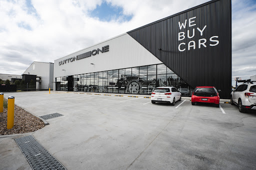 Dutton One Essendon Fields - Visual