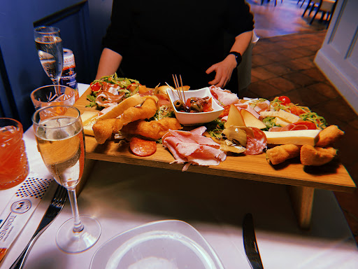 Salvatore's Restaurant - Thumbnail