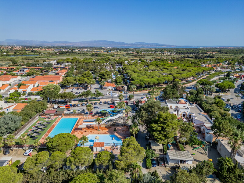 Camping La Palmeraie - Housity