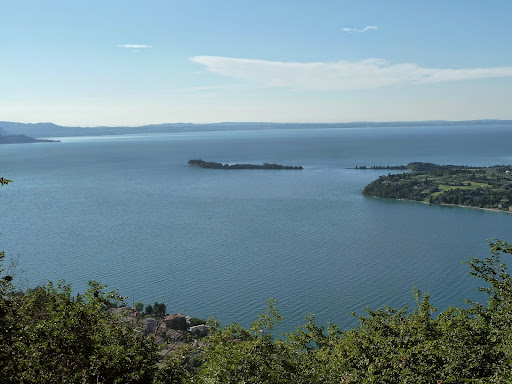 Tourist Office - Infopoint Gardone Riviera - Consorzio Alberghi Riviera del Garda - C.A.R.G. - Thumbnail