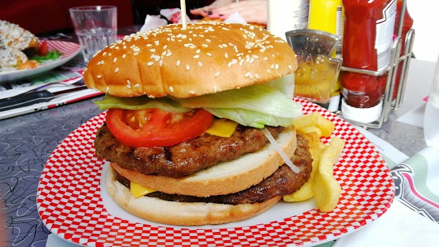 America Graffiti Diner Restaurant Pescara