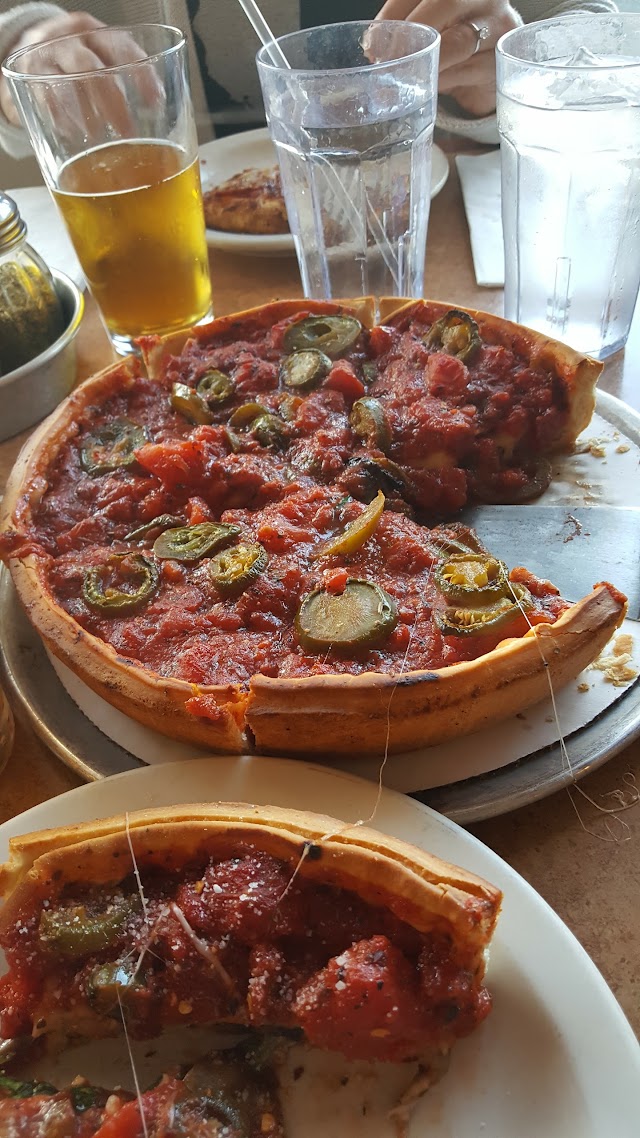 Zachary's Chicago Pizza