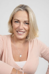 Photo n°1 de 1VISAGE9 à Rambouillet (Professeur de yoga)