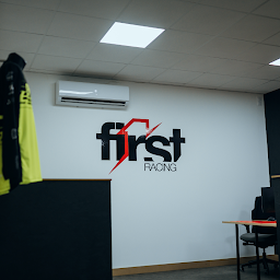 Photo n°1 de Firstracing à Saint-Bénigne (Magasin de vêtements de sport)