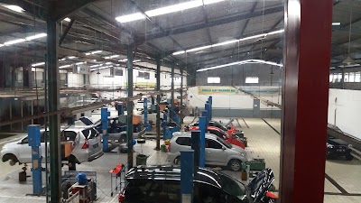 Photos of Auto2000 Waru