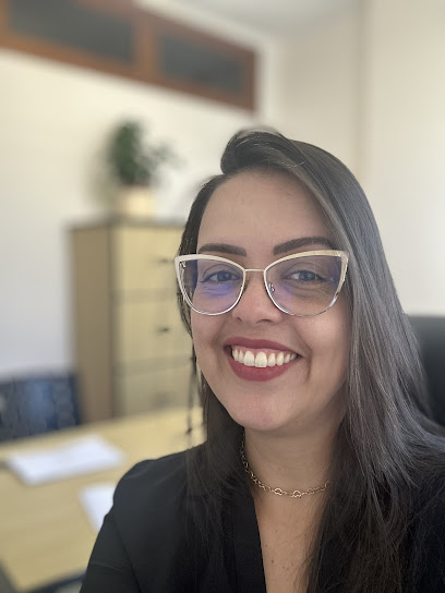 Advogado em Teresópolis / Paula Rodrigues