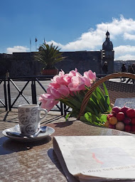 Photo n°61 de L'Amiral à Concarneau (Marchand de glaces)