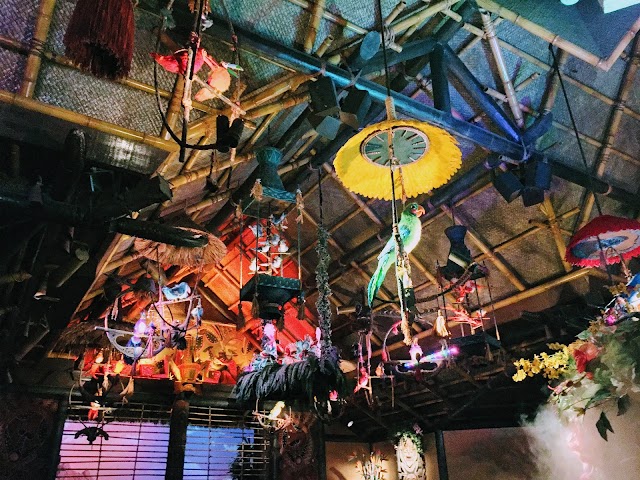 Walt Disney's Enchanted Tiki Room
