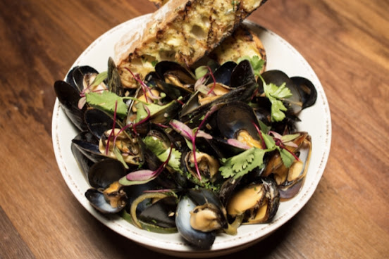 Angry Pig Tavern by null