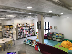 Photo n°3 de Médiathéque de Saint Paul en Forêt à Saint-Paul-en-Forêt (Bibliothèque municipale)