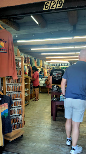 Moose on the Loose Souvenirs and Sportswear - Thumbnail