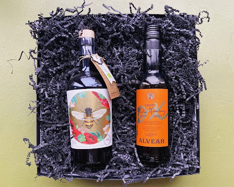 The Spice Trader & The Olive Pit by null