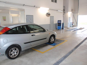 Photo n°2 de Centre contrôle technique DEKRA à Chavelot (Centre de contrôle technique)