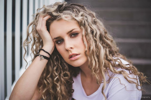 Tussta Hair