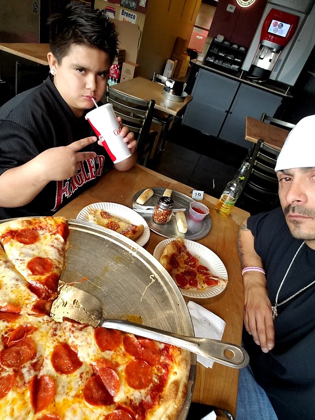 Pizza Alley