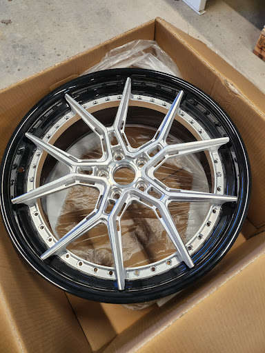 Fast N Loud GmbH - Thumbnail