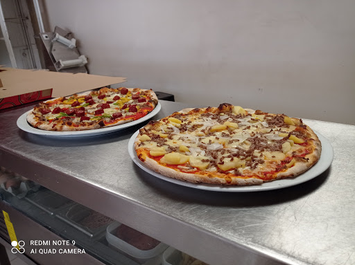 Photo 2 - LOOK PIZZA