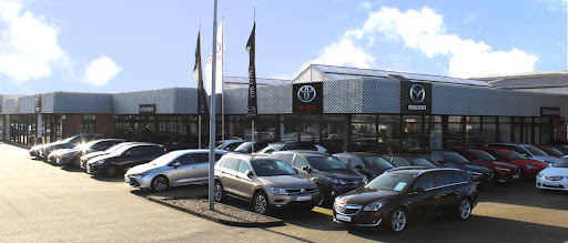 Mazda schnickers