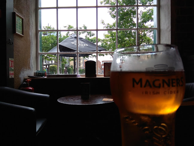 Comments and reviews of McHughs Bar and Restaurant