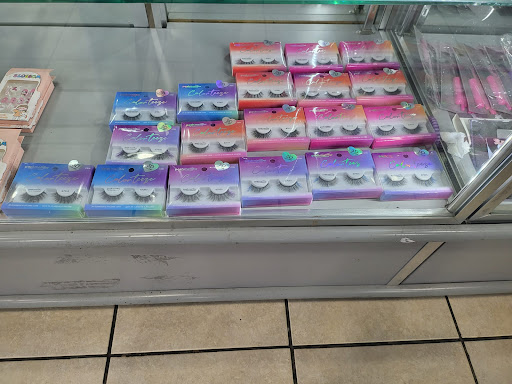 Naz Eyebrow Threading - Visual
