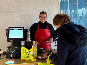 Photo n°43 de La Poissonnerie de St Marcel à Saint-Marcel (Marché aux poissons et fruits de mer)