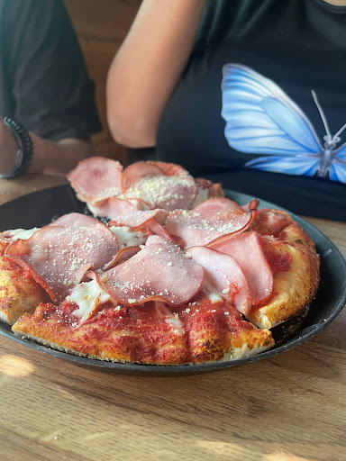 Fultano's Pizza - Visual