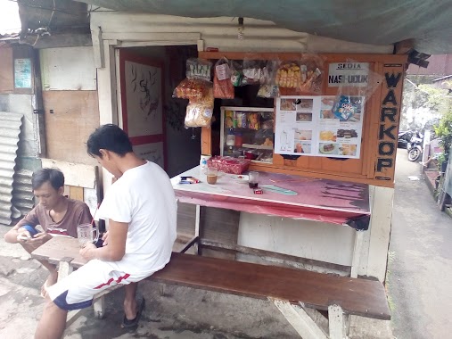 Warung Nasi uduk Mpok Iyeh, Author: Yongq Koplak