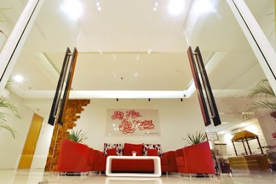 Photos of Tickle Hotel