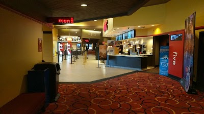 AMC Maple Ridge 8