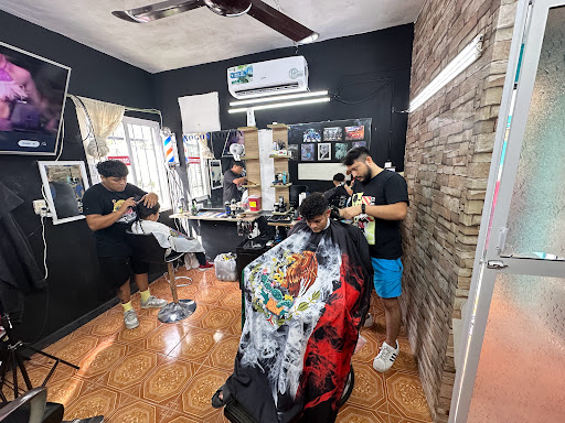 Fred's Barber Shop