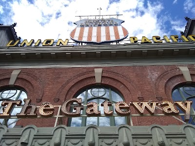 Gateway Plaza