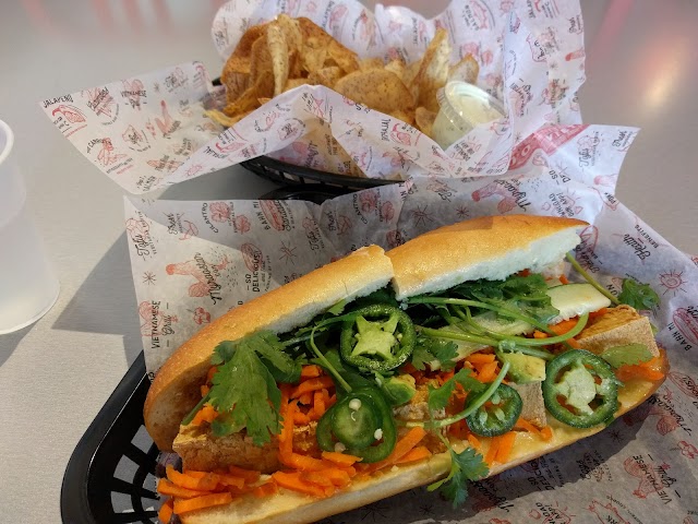 Roostar Vietnamese Grill Galleria