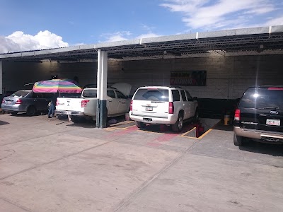 Photos of Centro de Servicio Automotor Pel&aacute;ez