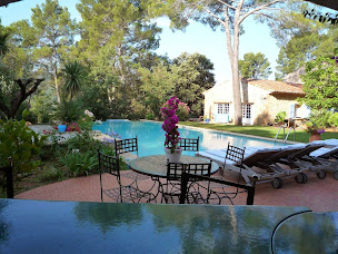 Photo n°7 de Le Mas des Ecureuils à Villecroze (Agence de location de maisons de vacances)