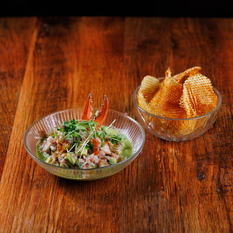 Lolita Back Bay by null