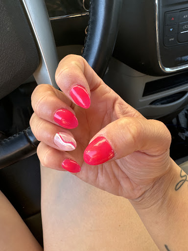 Spotlight Nails - Thumbnail