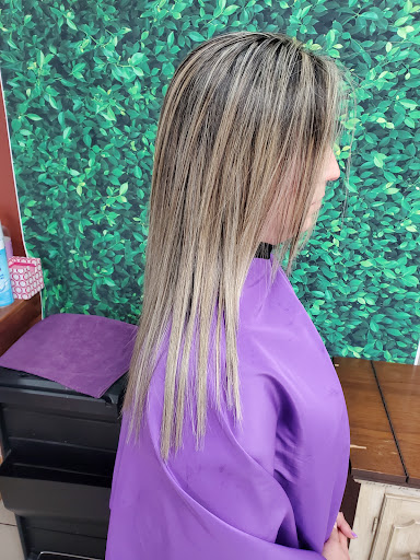 Martha's Image Hair Studio - Thumbnail