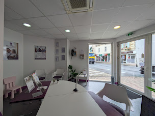 Photo n°2 de Audioprothésiste Audition Balet - Montpon à Montpon-Ménestérol (Magasin d'appareils auditifs)