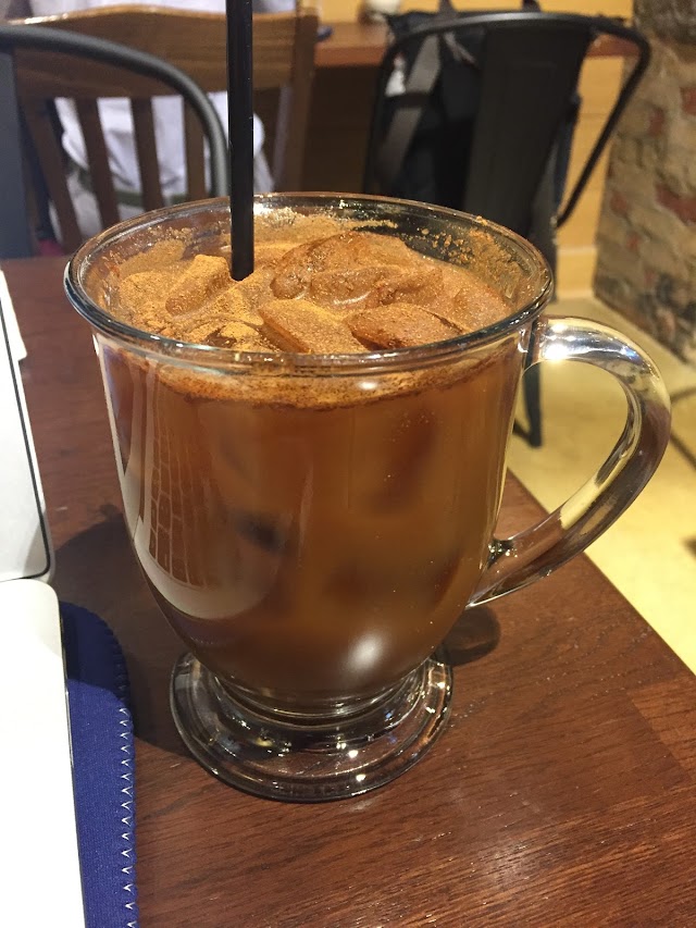 Brooks Brothers Red Fleece Cafe