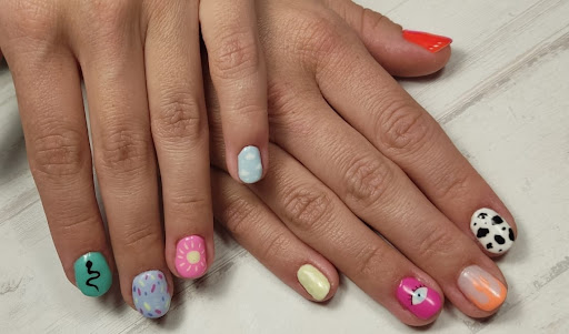 Laura Castro-Estudio de Belleza - Thumbnail