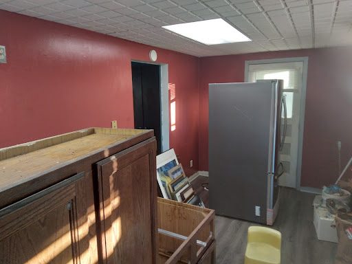 J Interior - Thumbnail