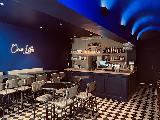 Café Court