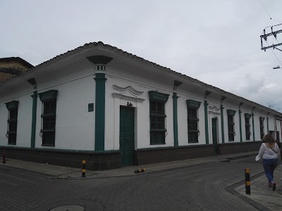 Photos of Basilica of Our Lord of Miracles