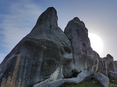 Photos of Kura Tawhiti / Castle Hill Conservation Area