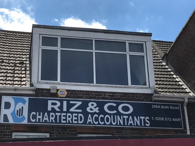 Riz & Co Chartered Accountants - Accountants in 298A Bath Rd