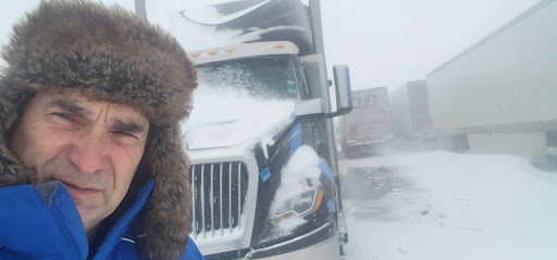 Truck parking- TA Travel - Thumbnail